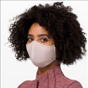 Lululemon Facemask